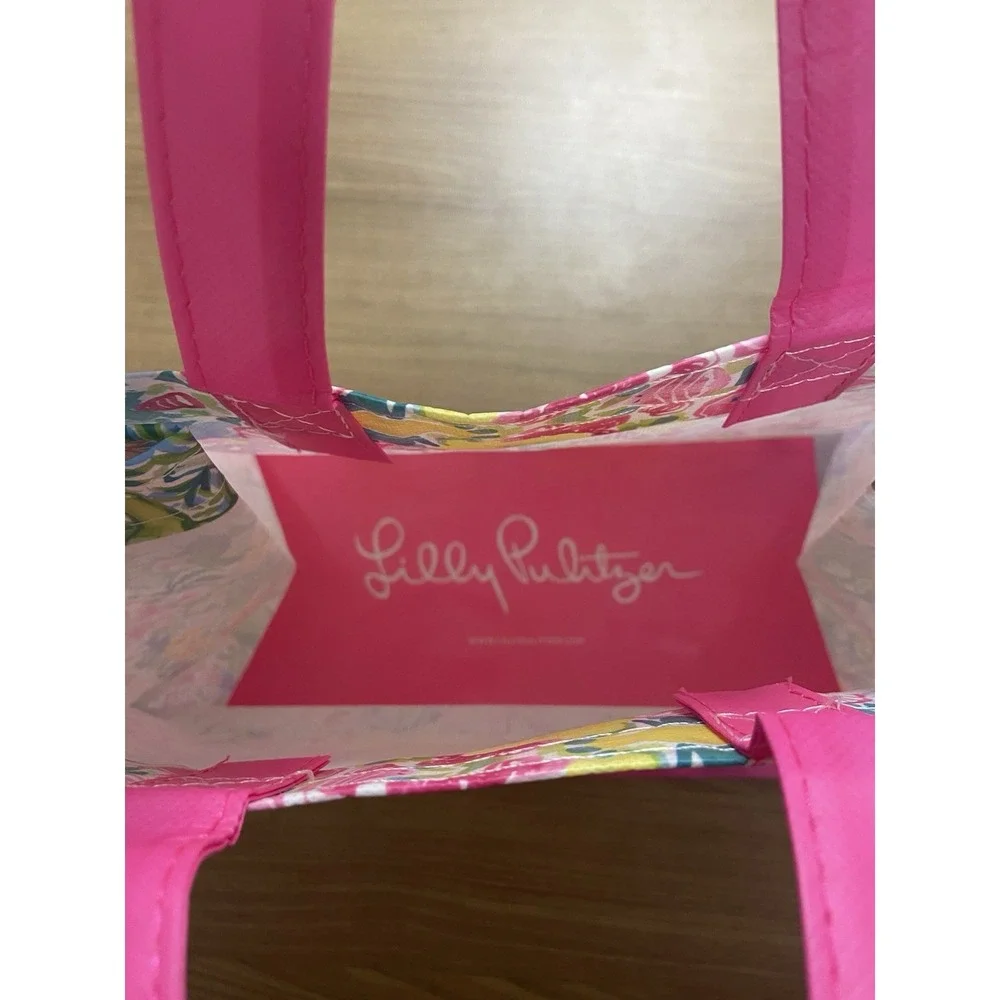 Lot Of 4 LILLY PULITZER Reusable Tote Plastic SHOPPING BAGS, Two Sizes Palm